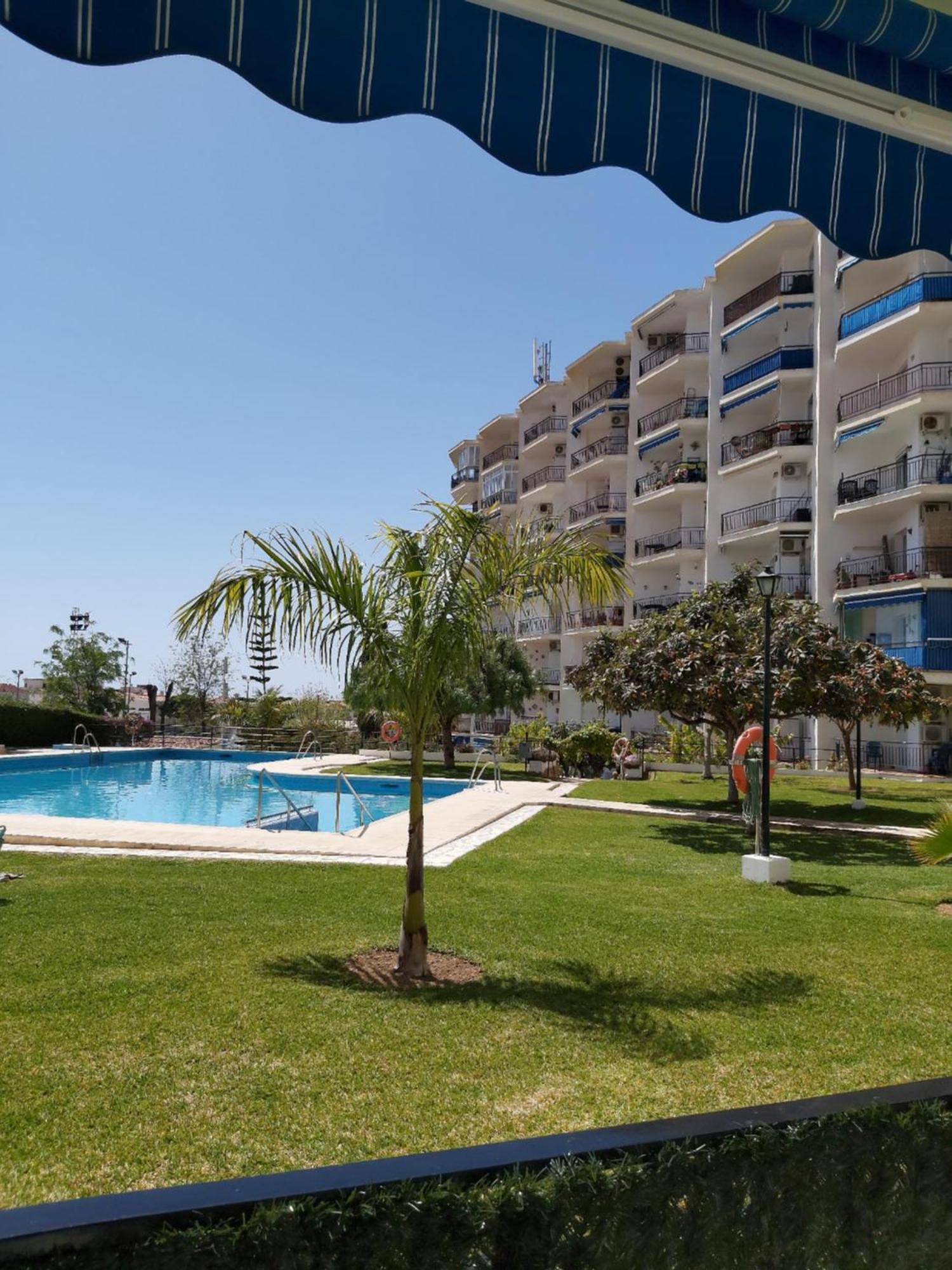 Apartamento La Casa Del Abuelo Nerja Exterior photo